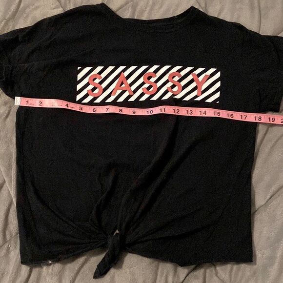 Sassy Cut Off Tie Crop Top Shirt Tee 90’s Millennium Juniors Large L - Picture 3 of 5